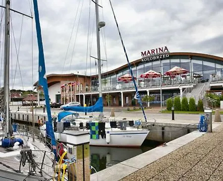 Siesta-family Апартаменти *